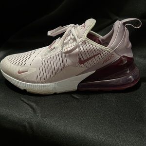 Nike air 270